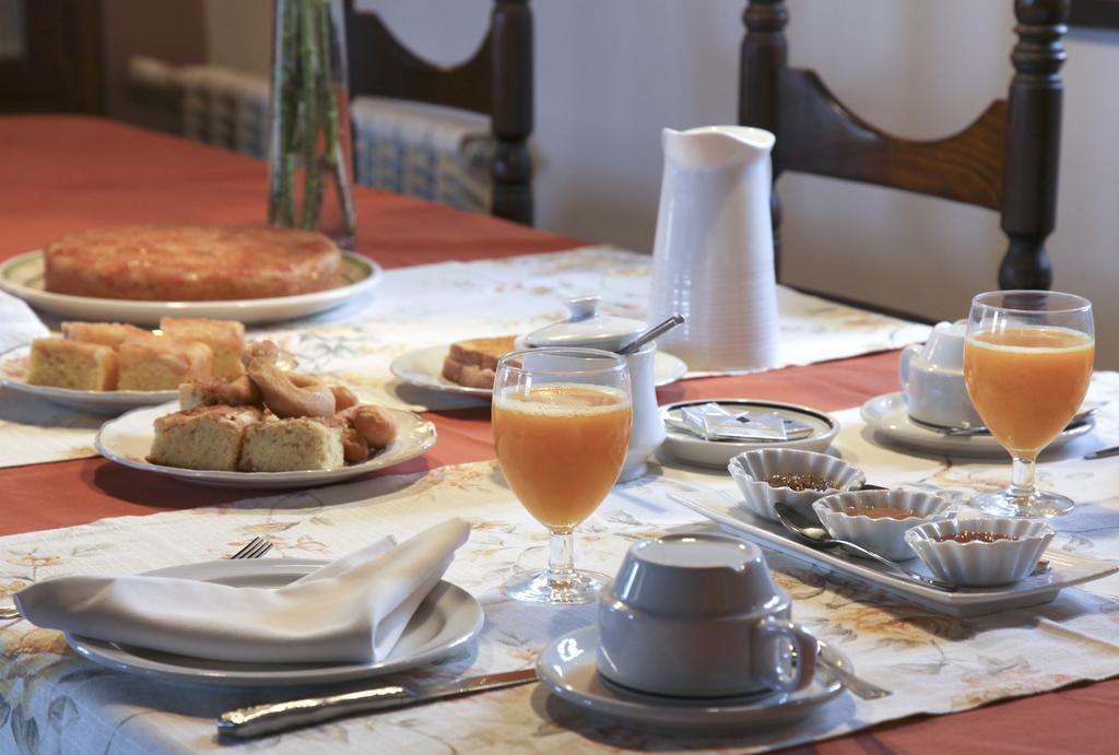 Casa De Aldea La Pumariega Hotel Caces ภายนอก รูปภาพ